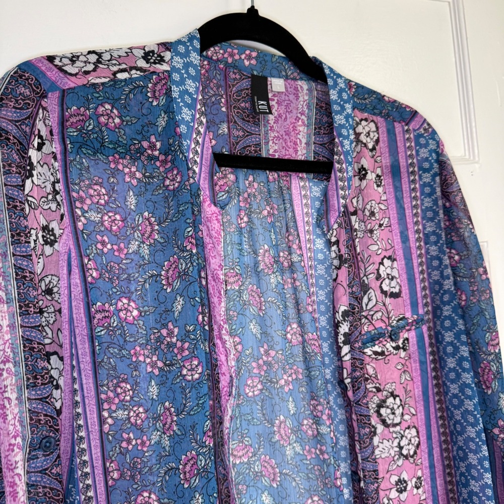 KUT from the Kloth Blue Pink Floral Paisley Patchwork Roll Tab Blouse Large - Picture 4 of 12